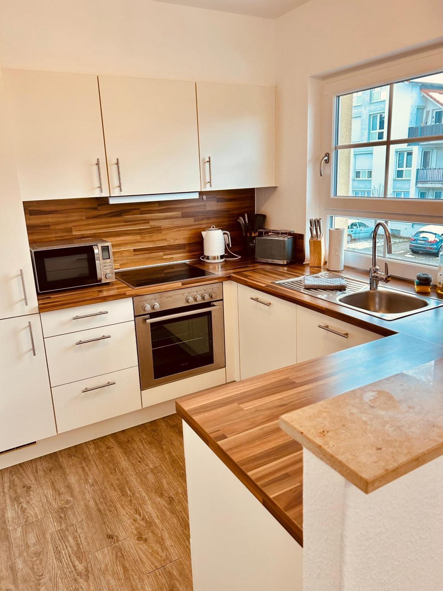 Apartments Maxim Rust Luaran gambar